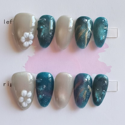 SALE! One of a kind Press-on nails