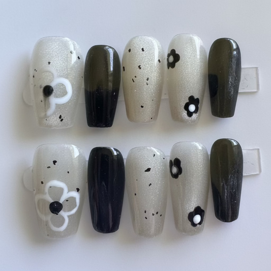 SALE! One of a kind Press-on nails