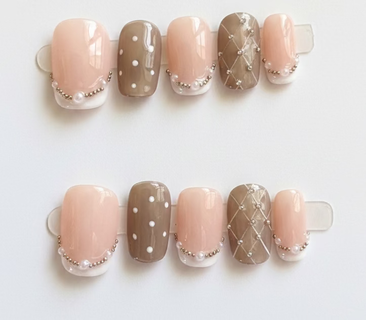 SALE! One of a kind Press-on nails