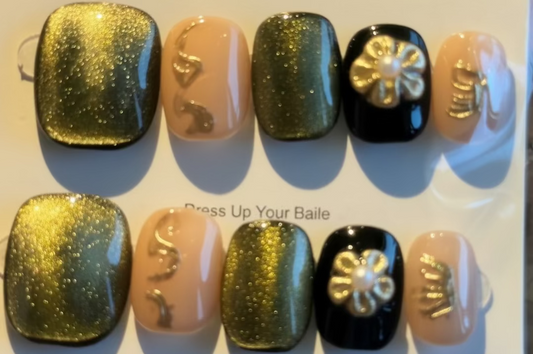 SALE! One of a kind Press-on nails