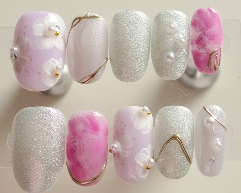 SALE! One of a kind Press-on nails